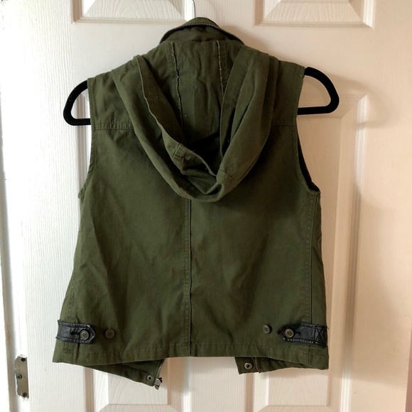 Urban Outfitters BDG army green vest, XS - Picture 3 of 5